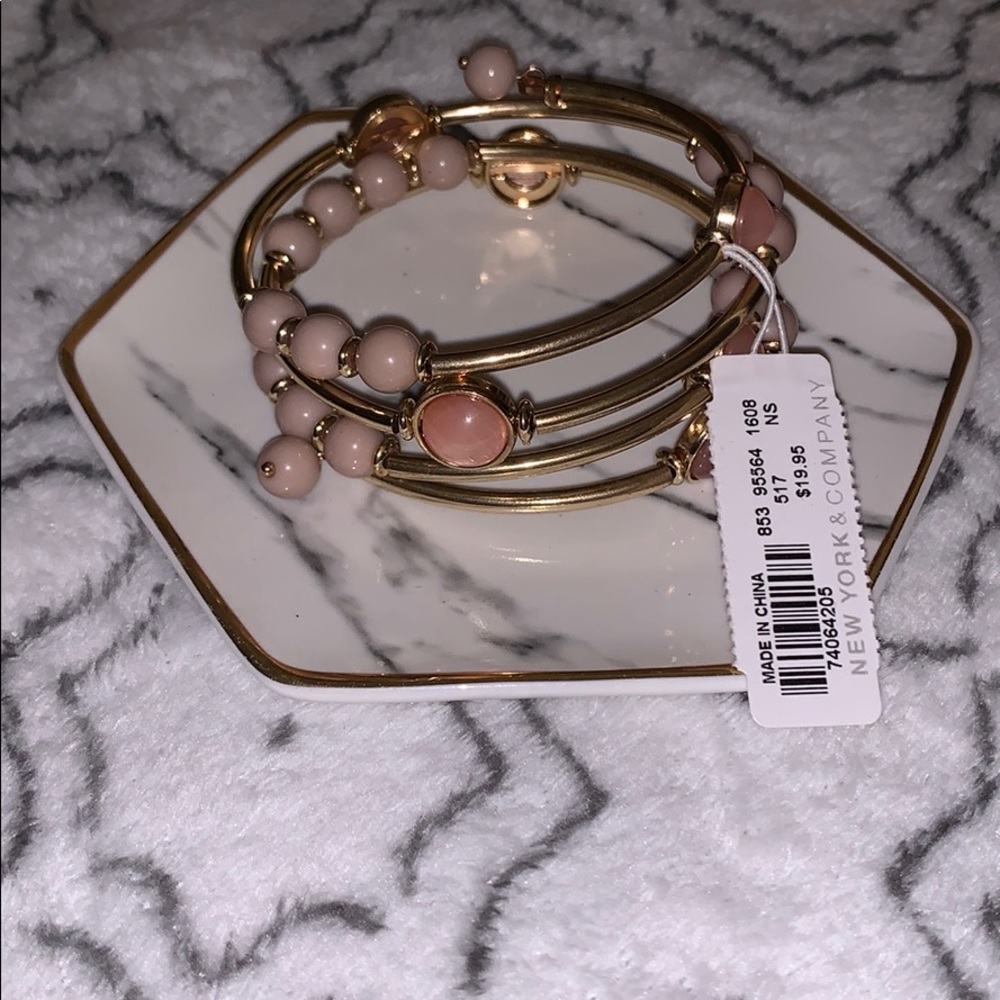 New York & Co bracelet
